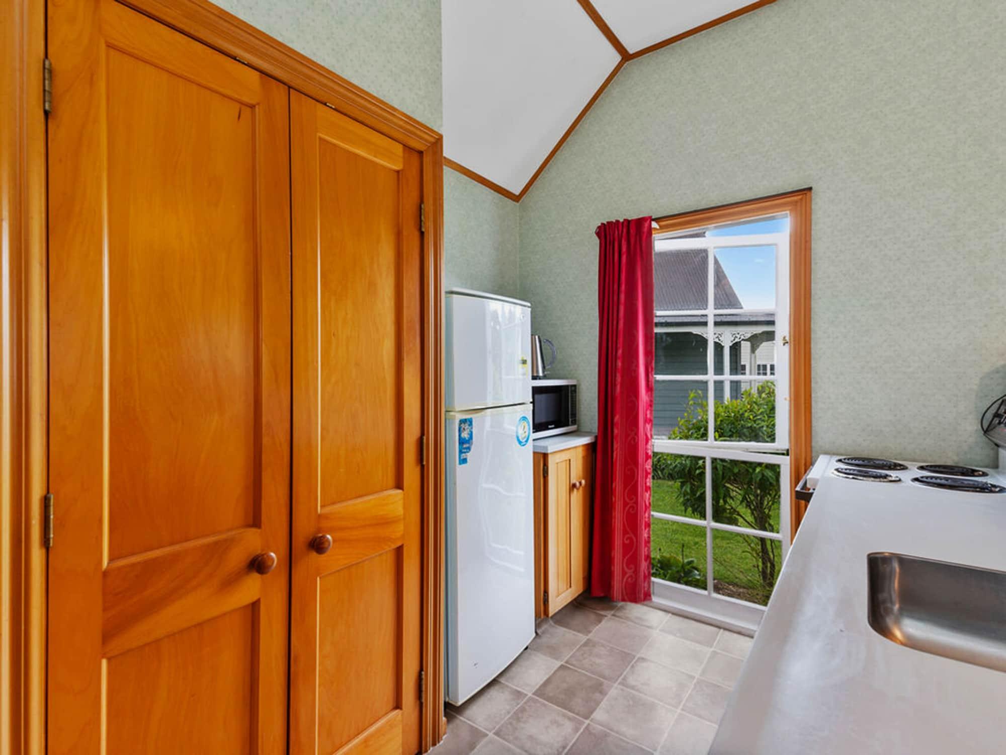 タウポ クオリティ スイーツ フカ フォールズモーテル エクステリア 写真 Kitchenette