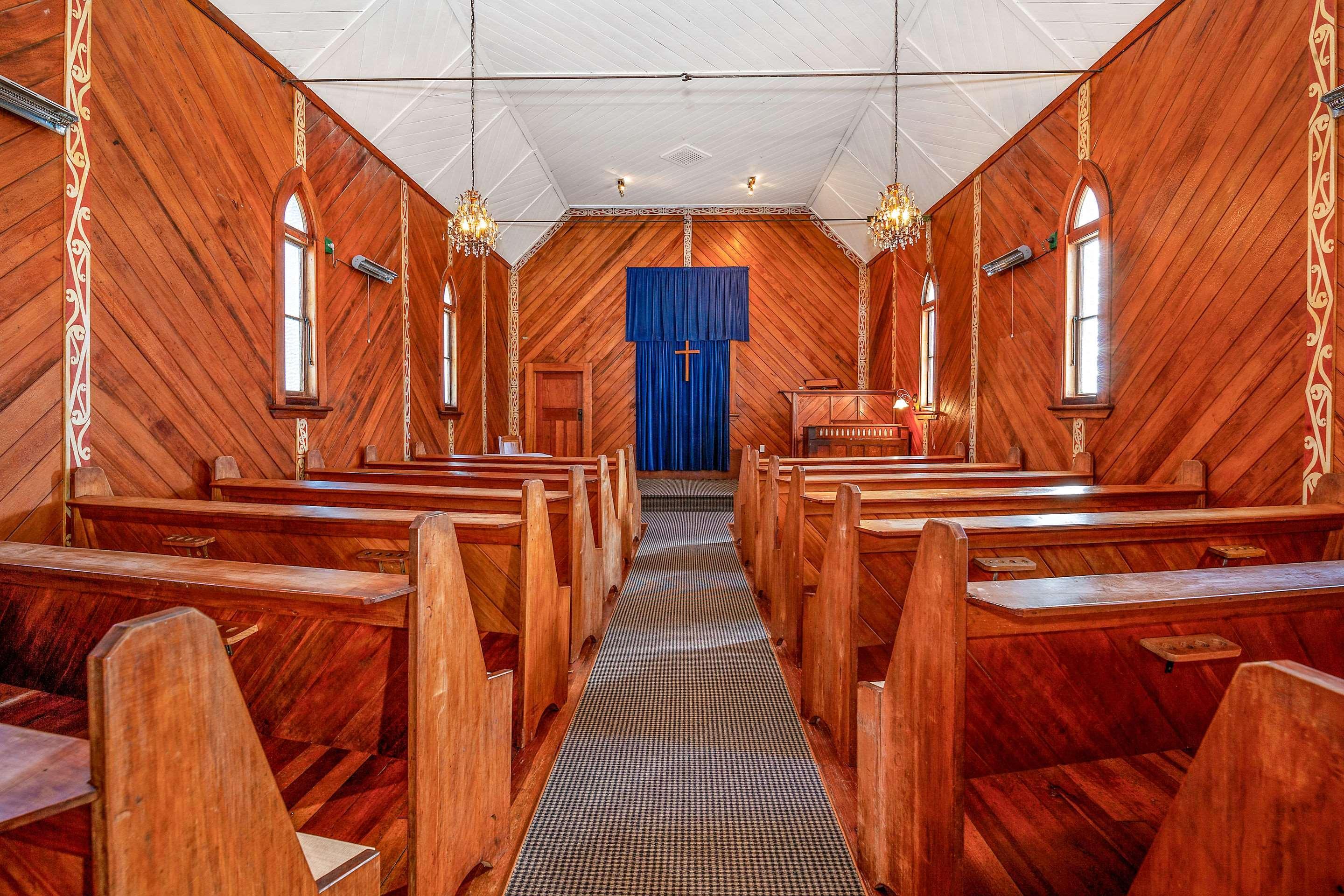 タウポ クオリティ スイーツ フカ フォールズモーテル エクステリア 写真 Interior of the church
