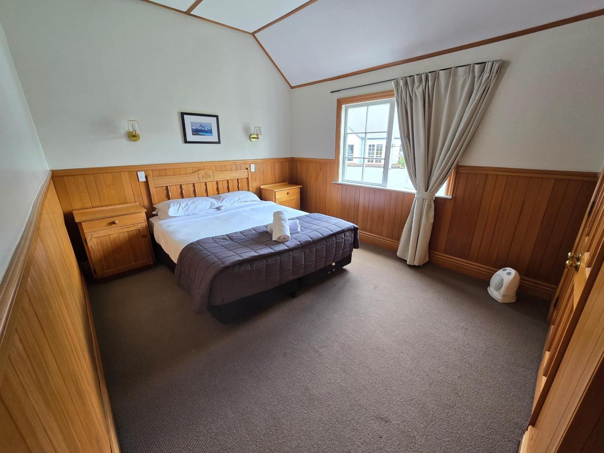 タウポ クオリティ スイーツ フカ フォールズモーテル エクステリア 写真 A room at the hotel