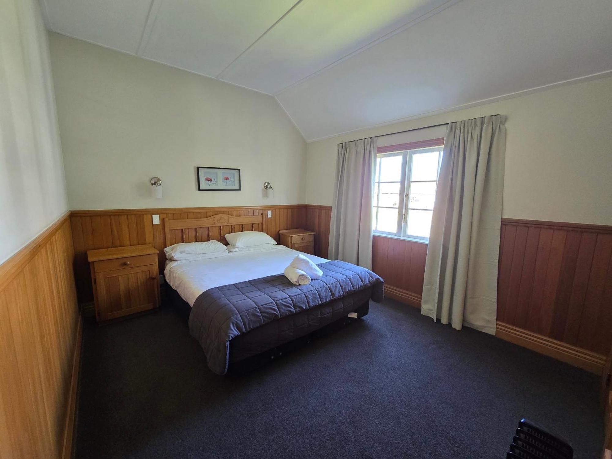 タウポ クオリティ スイーツ フカ フォールズモーテル エクステリア 写真 A room at the hotel